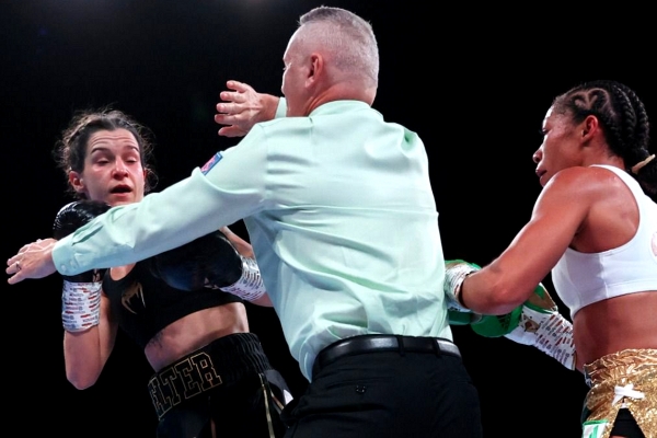 Baumgardnerová vs. Harperová / zdroj foto: Matchroom Boxing