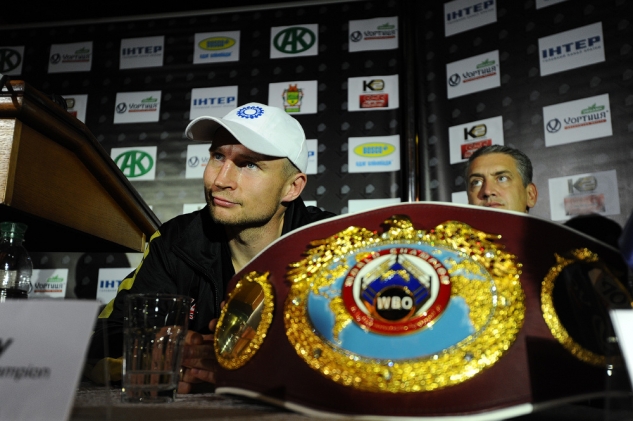 Lukáš Konečný tentokrát coby manažer / zdroj foto: SES Boxing