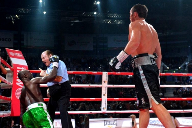 Lebeděv vs. Kayode / zdroj foto: Svět Boxu