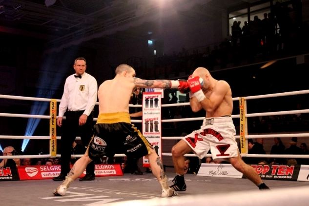 Lamm vs. Holec / zdroj foto: SES Boxing, Profiboxing.cz