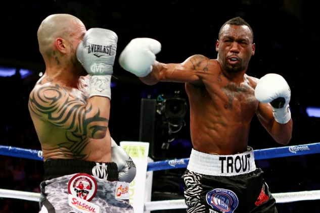 Miguel Cotto vs Austin Trout / zdroj foto: www.boxingscene.com
