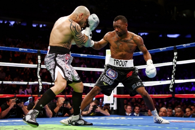 Miguel Cotto vs Austin Trout / zdroj foto: www.boxingscene.com